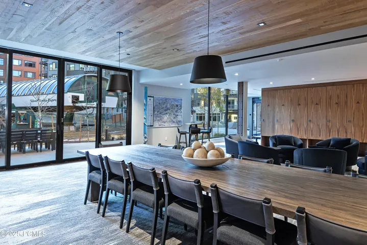 amenity common area