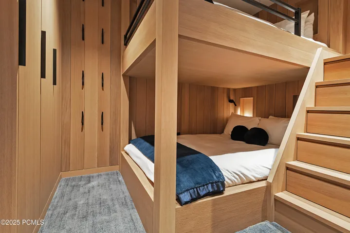 bunk room storage