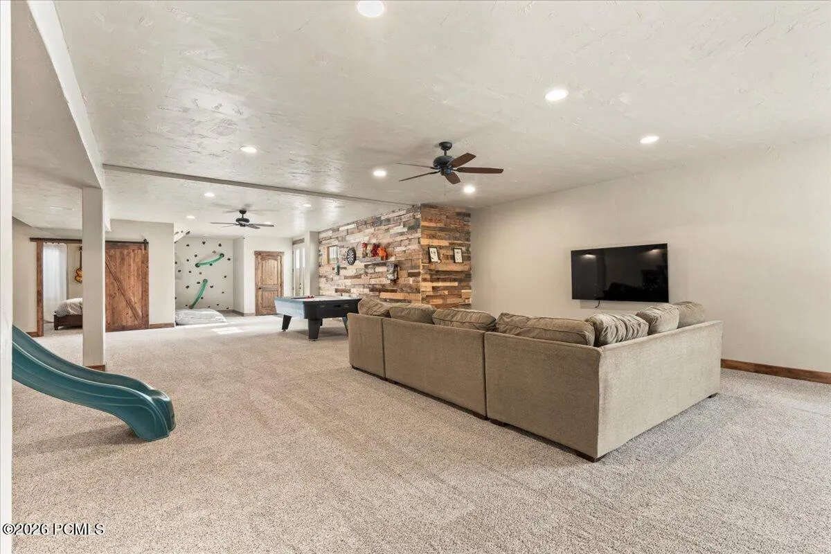 Entertainment Room