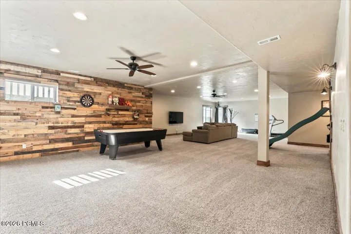 Entertainment Room