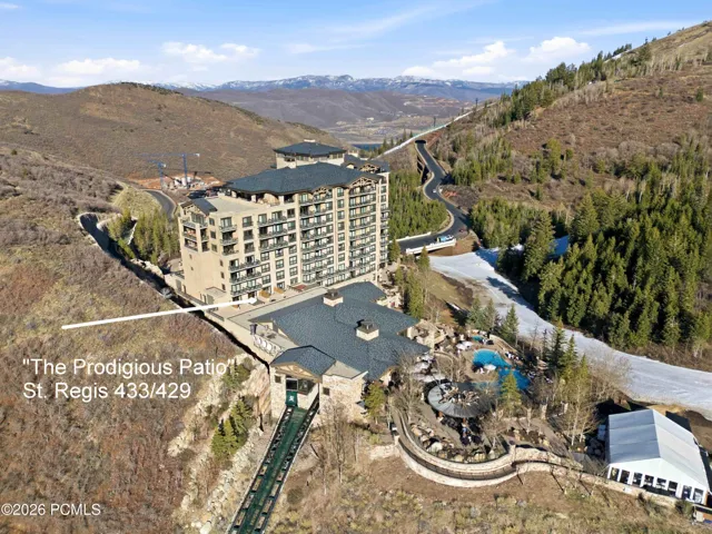 St. Regis 433 - The Prodigious Patio