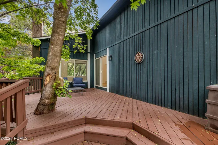 Deck off of great room