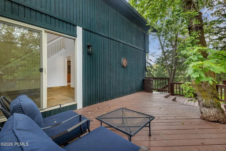 Deck off of great room