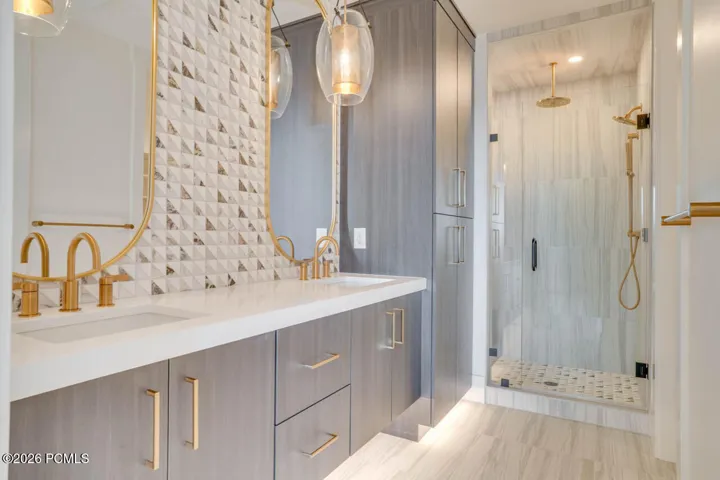 Lower Level Primary Bathroom