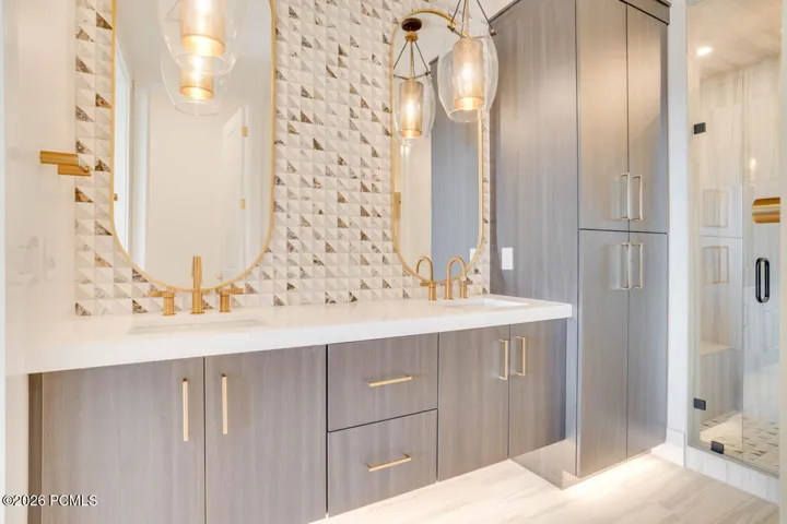 Lower Level Primary Bathroom
