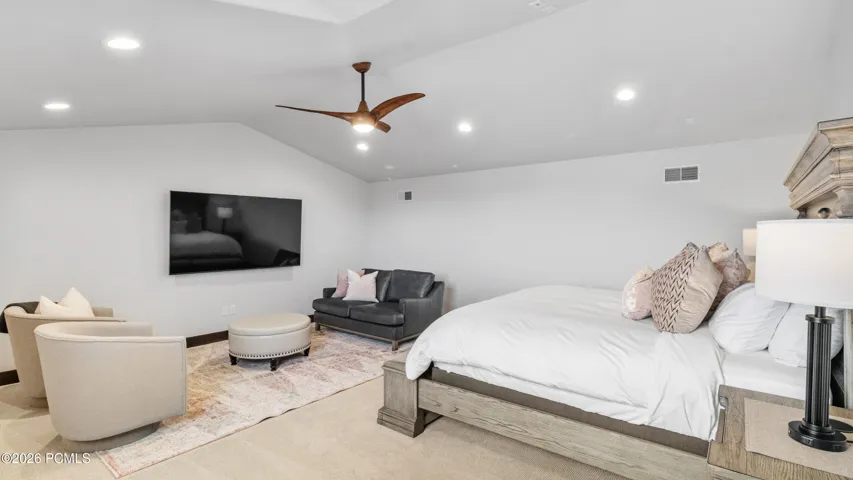 Upper level Suite