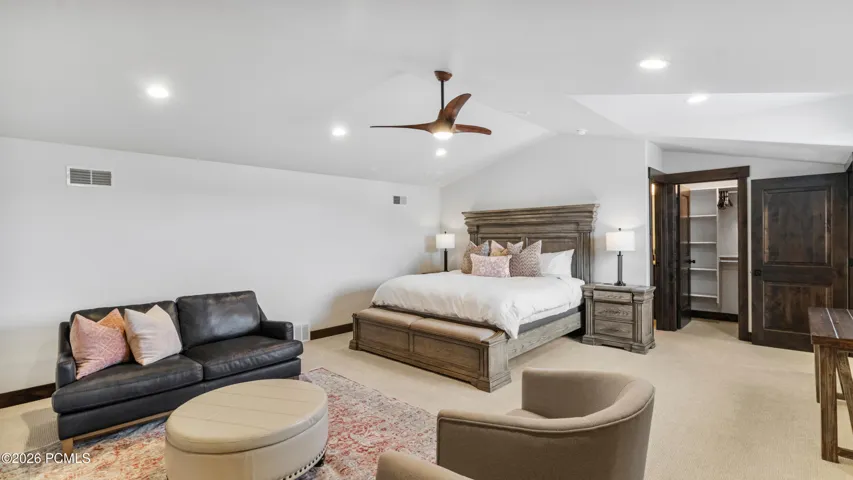 Upper level Suite