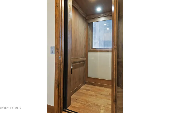 elevator