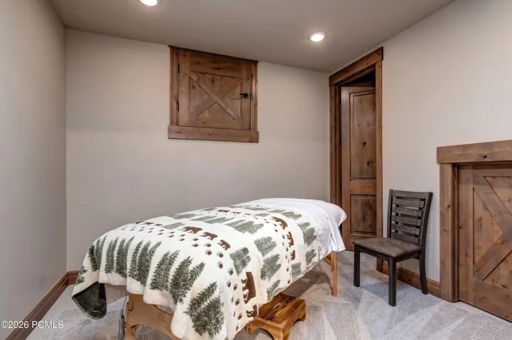 Massage Room With Laundry