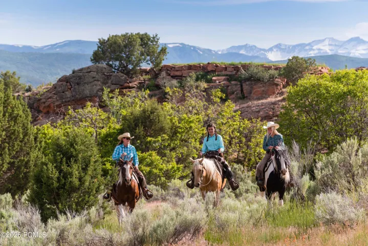 Images Courtesy of Red Ledges.