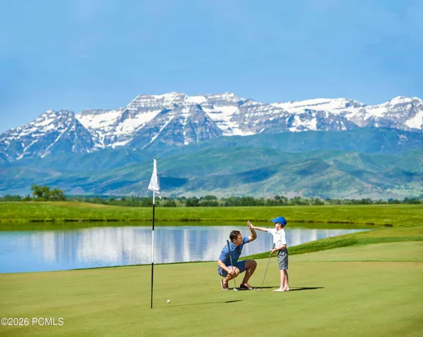 Images Courtesy of Red Ledges.