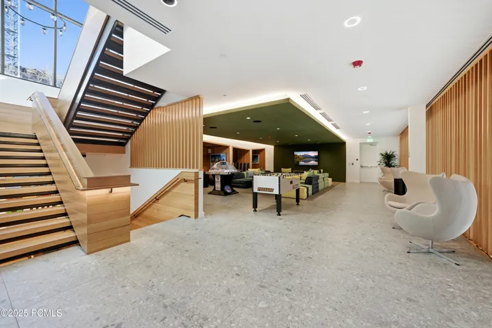 The Polly - Teen lounge/game room