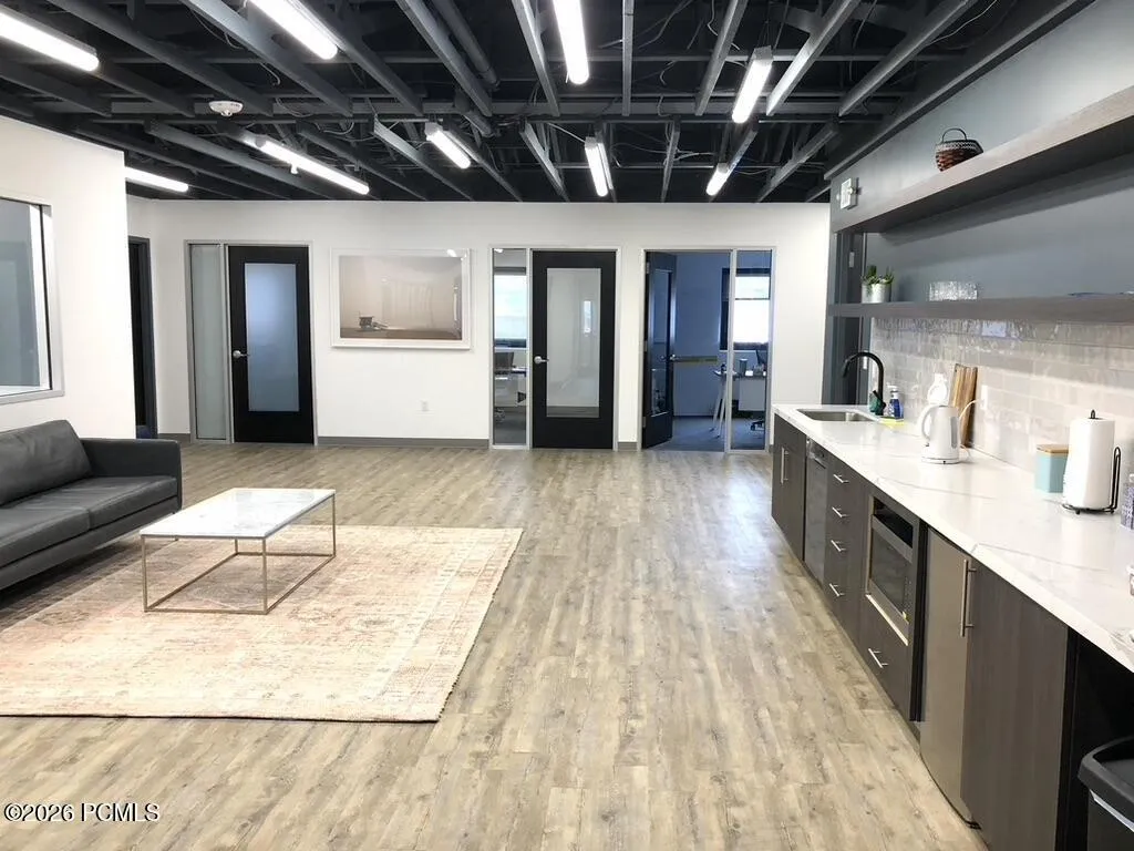 Commercial Lease