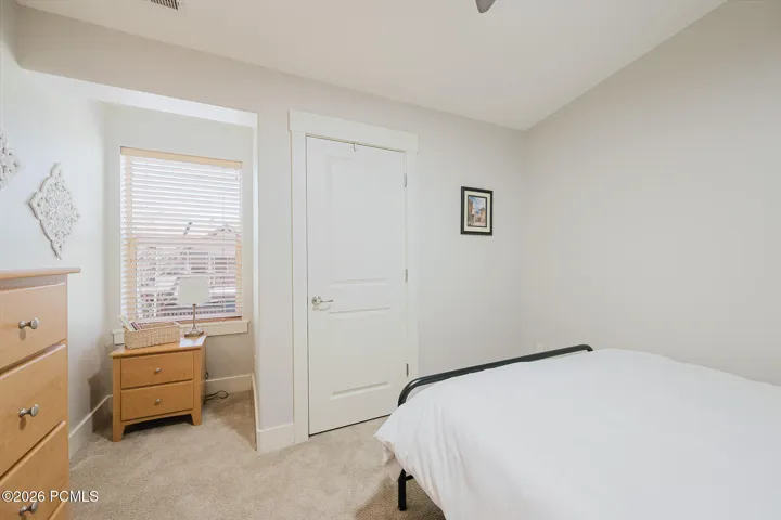 Upstairs second Bedroom