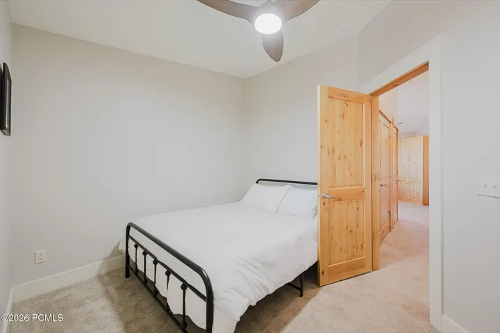 Upstairs second Bedroom