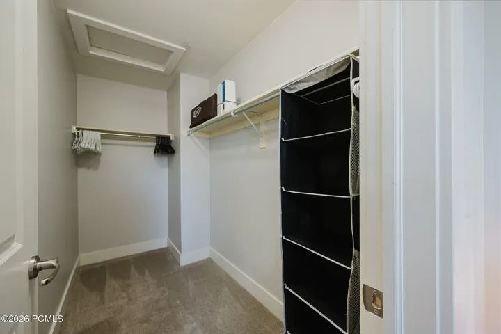 Master walk-in clsoet