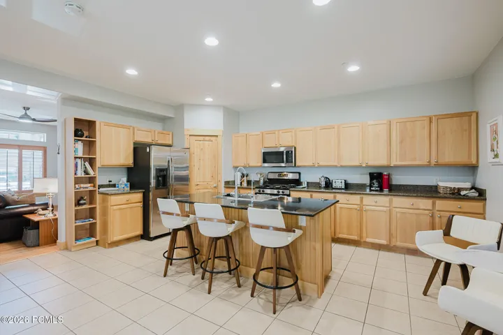 Kitchen/dining area