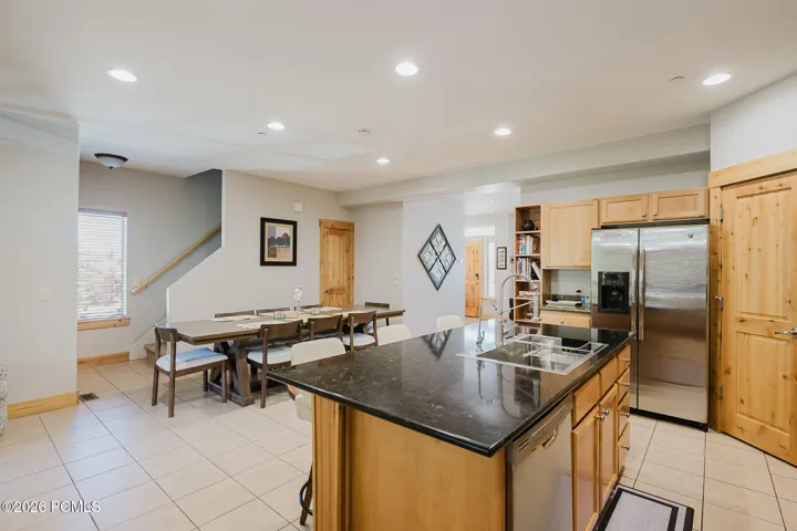Kitchen/dining area
