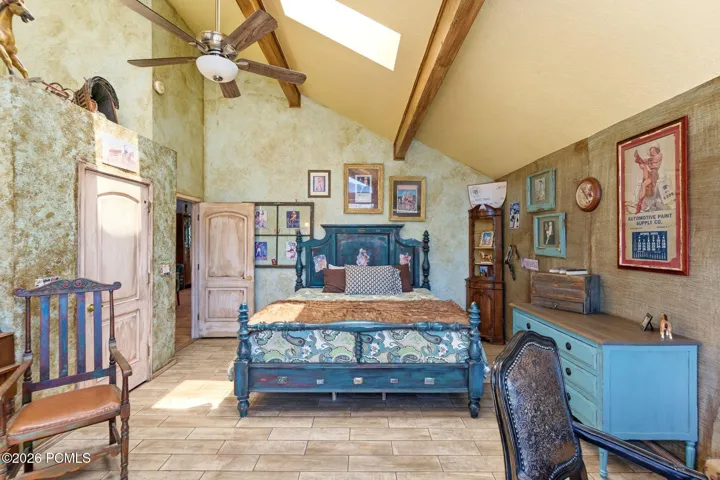 Main Residence - Guest suite