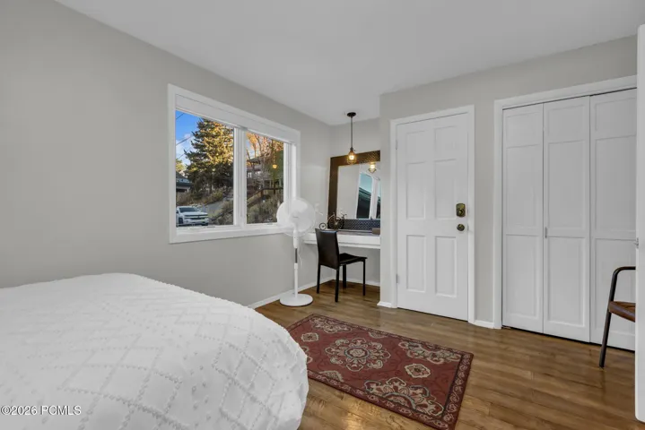 Secondary Room in Upper Unit with Ensuite Bathroom
