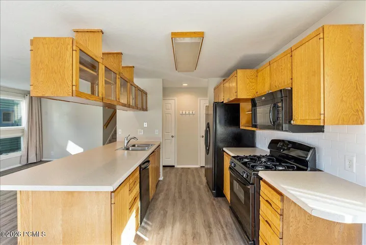 Lower unit Kitchen
