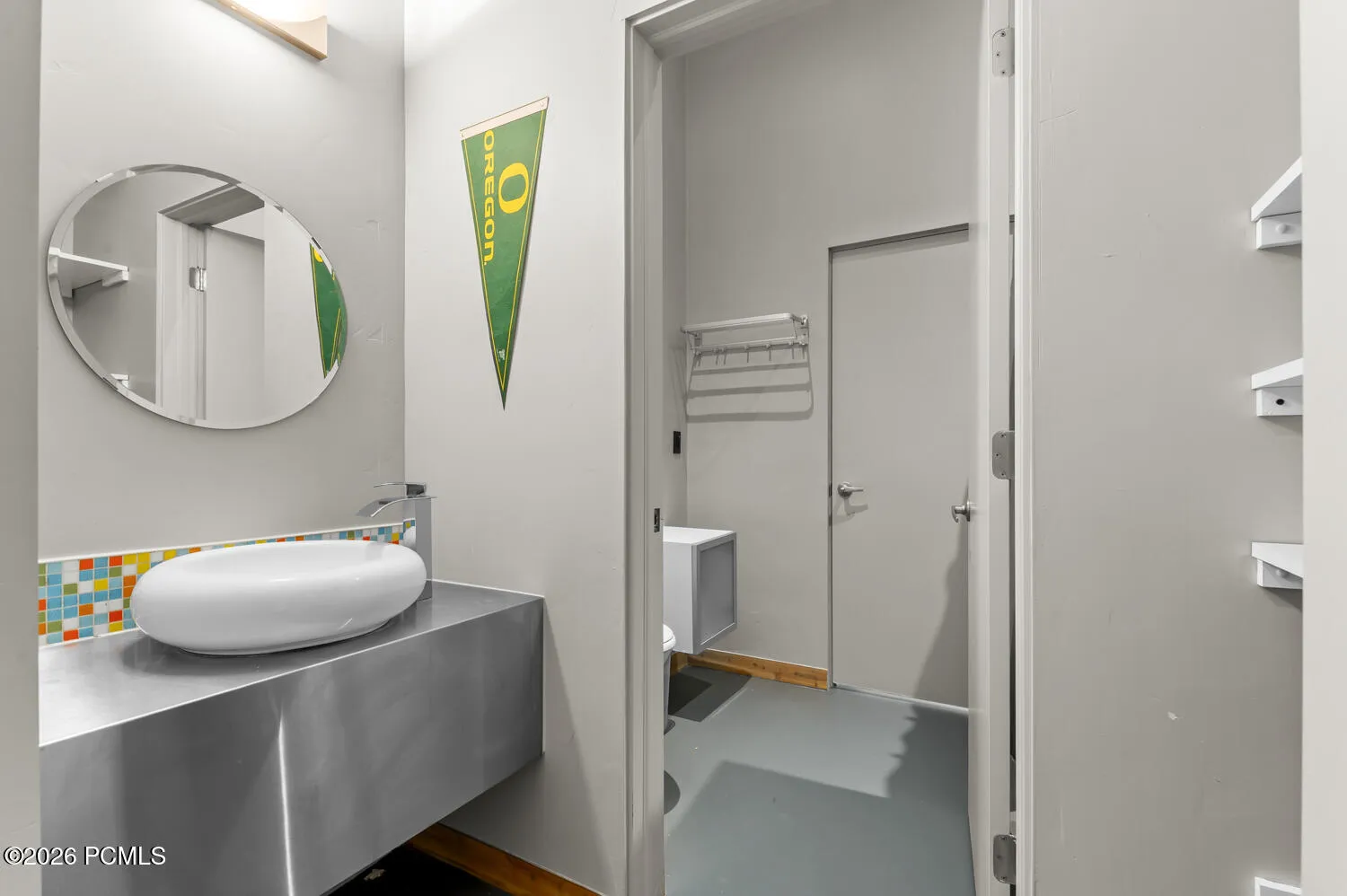 Lower bath sink 2
