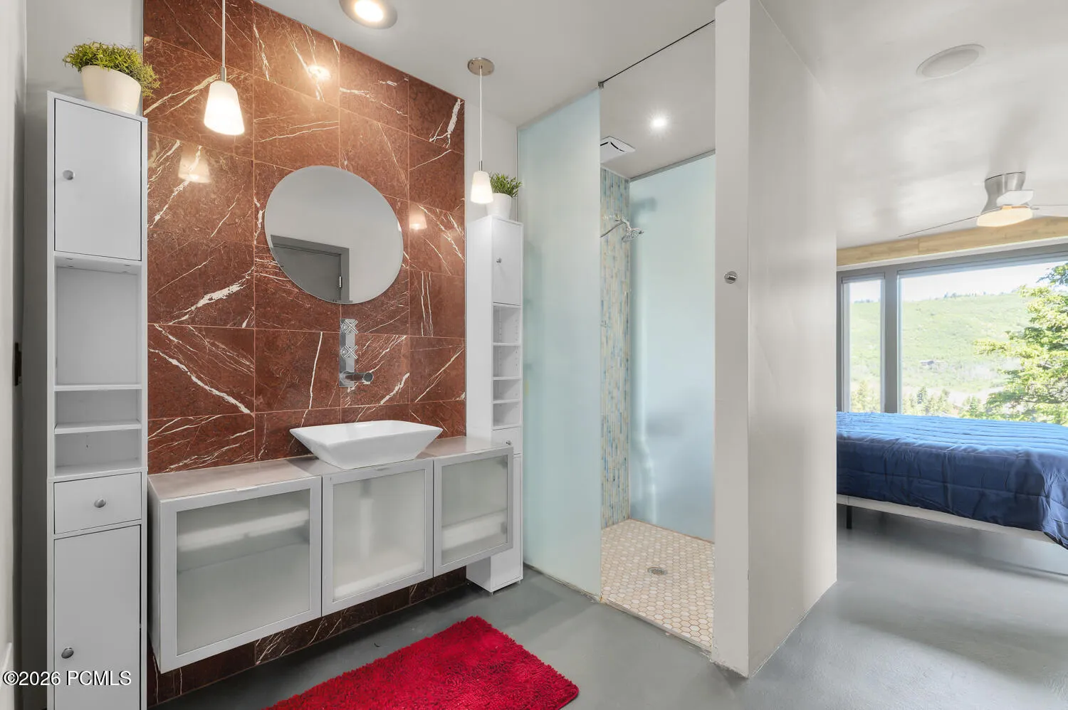 Ensuite Primary Bath