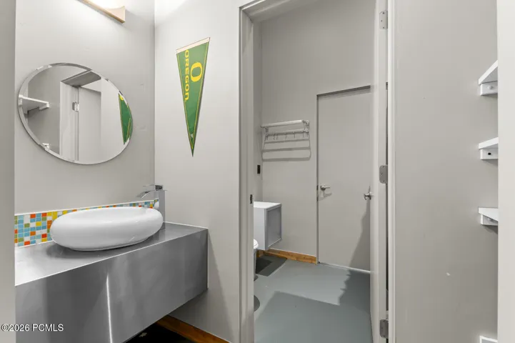Lower bath sink 2