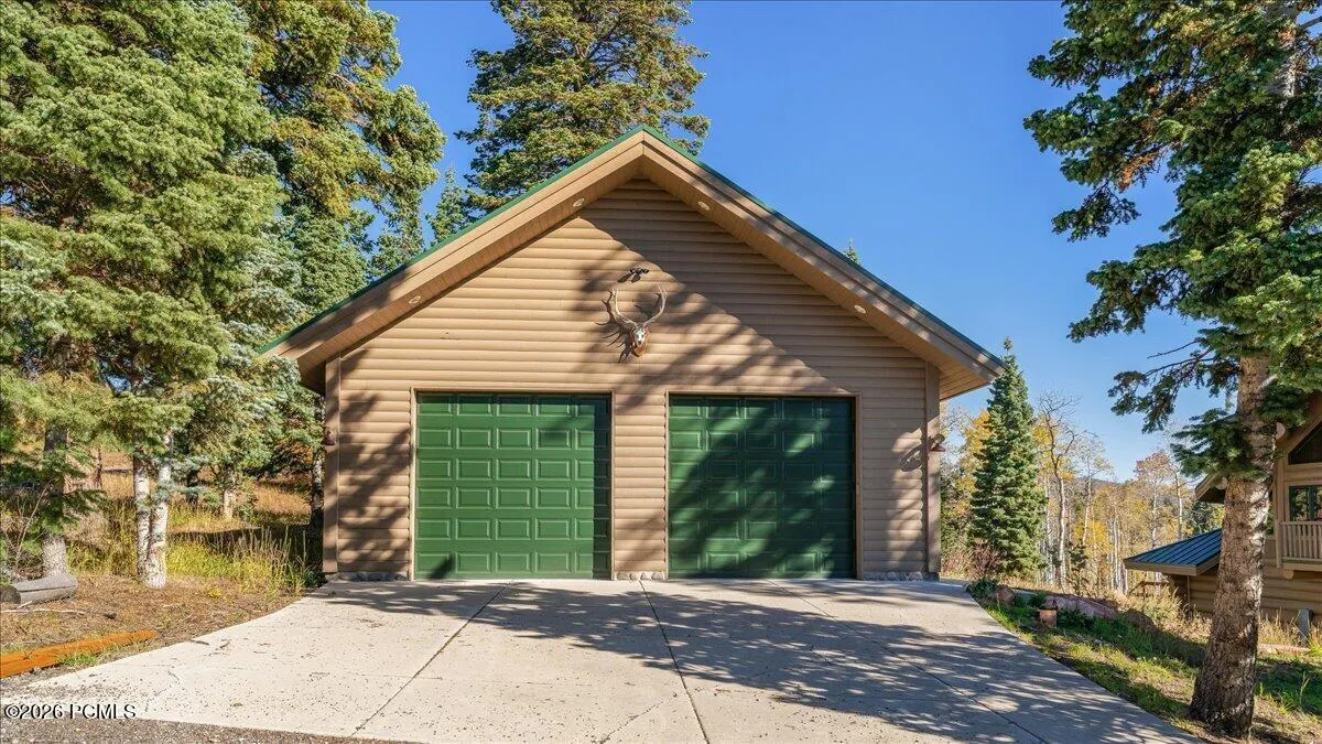 Free Standing Garage
