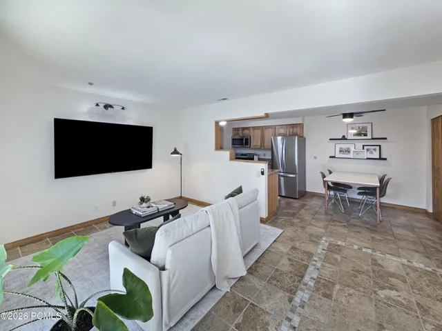 Spacious Entryway