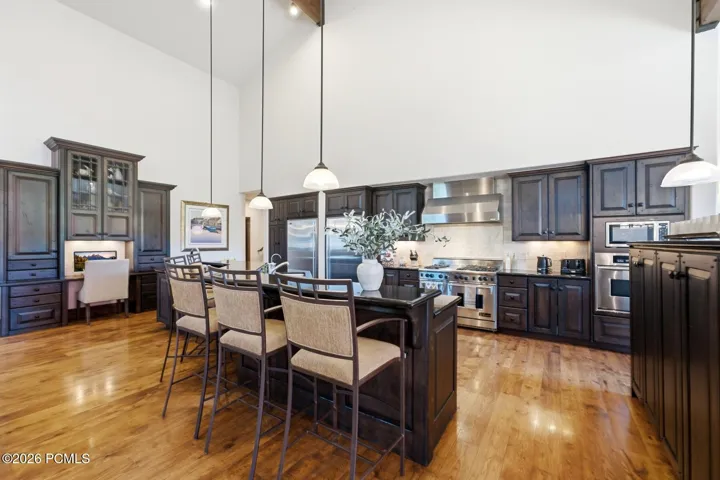 Chef's kitchen