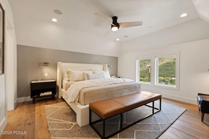 Primary suite