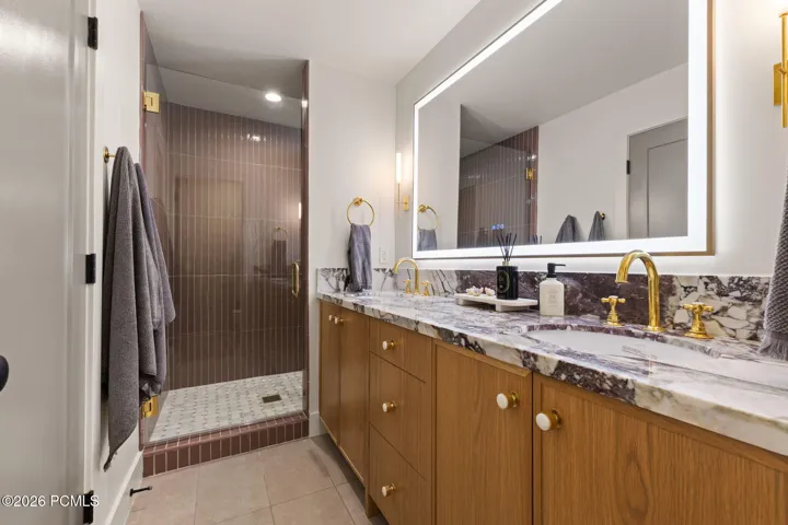 Ensuite bathroom
