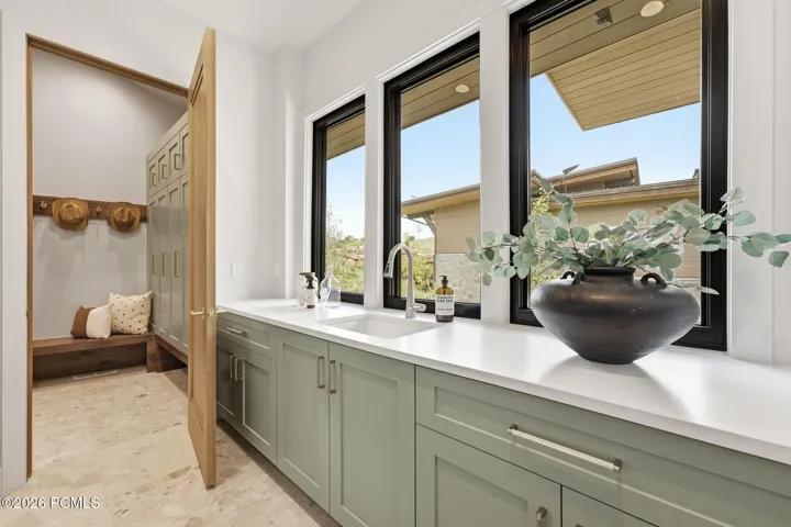 Upper Laundry Room