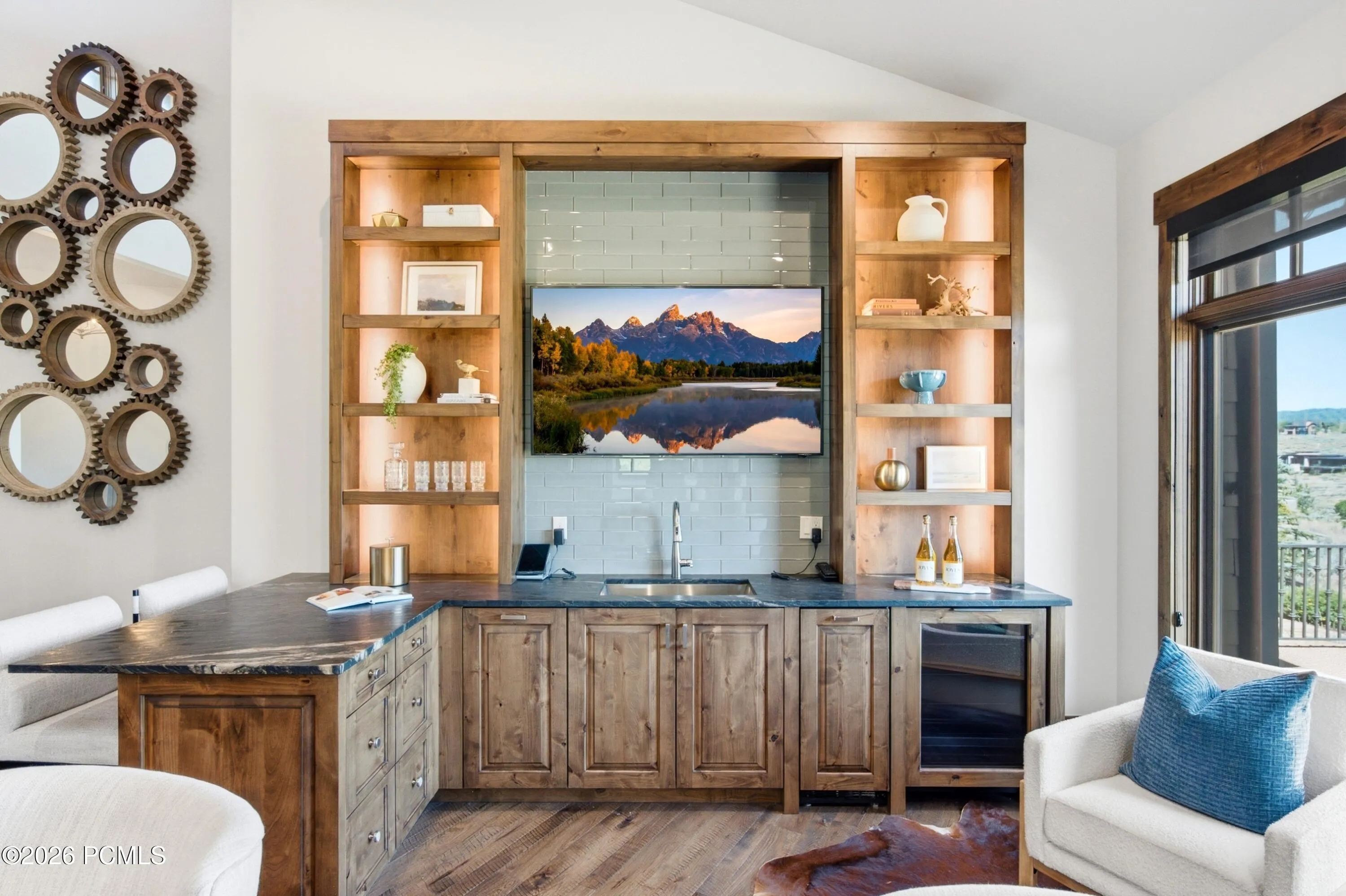 Wet Bar, Wine Fridge, Ice Maker, TV on Main Level