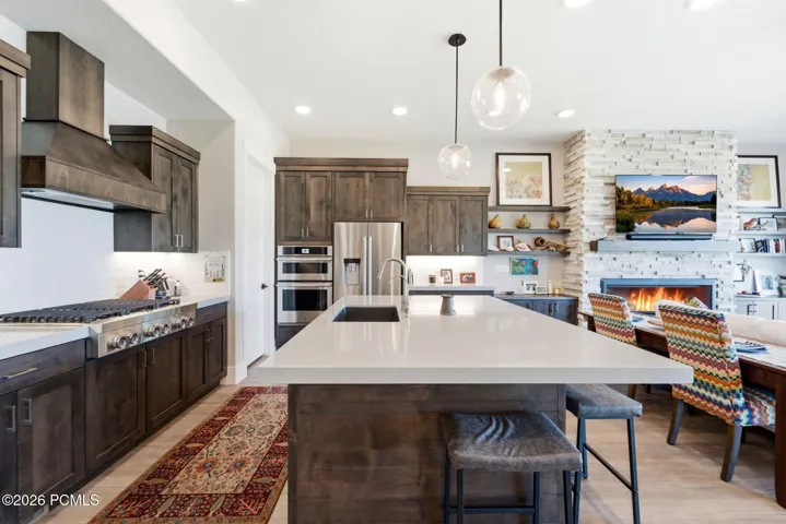Main Level - Kitchen