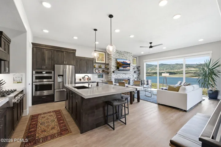 Main Level - Kitchen/Living