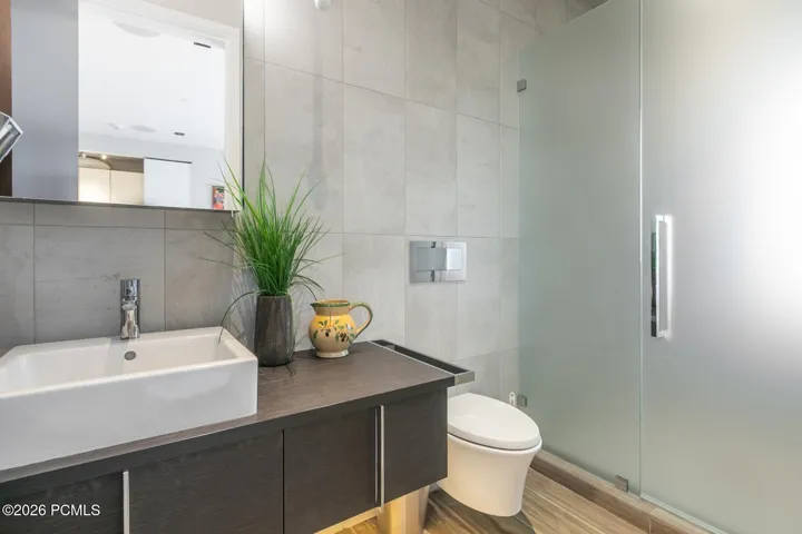 First Floor Bedroom Bath