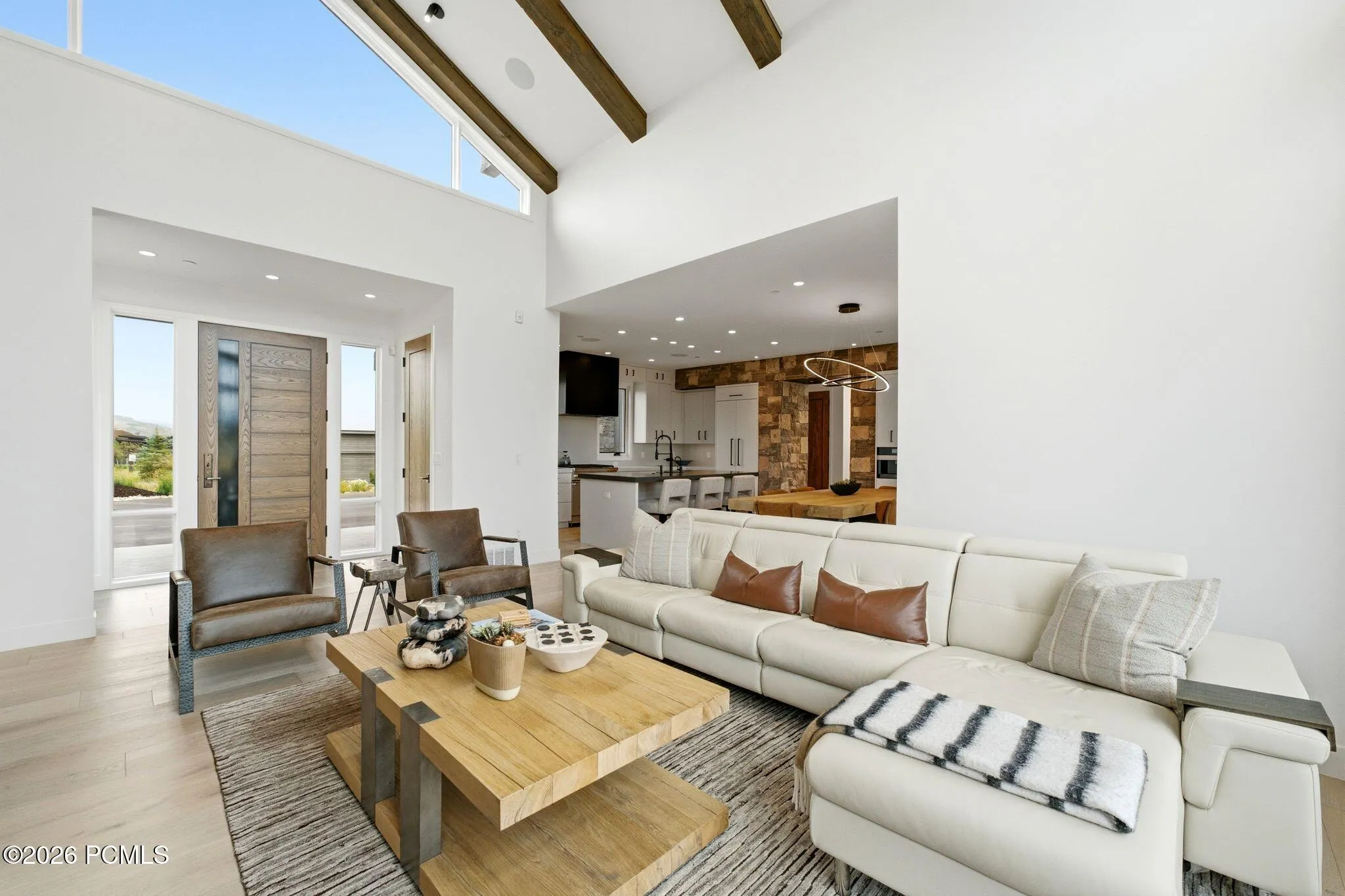Open & spacious floorplan