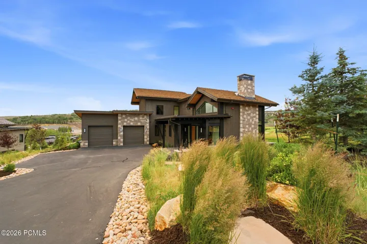 Flat driveway with ample parking