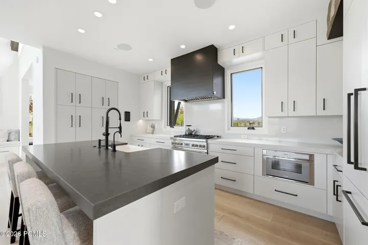 Chef's kitchen
