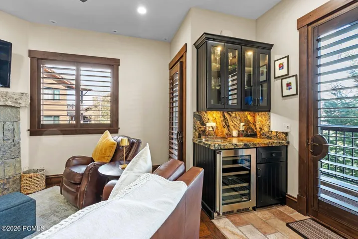 Dry Bar Area with doorway to Main Deck
