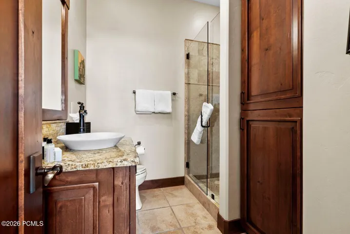 Main Level Three Quarter Bath