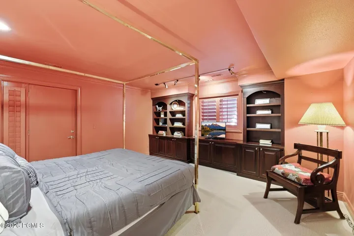 LOWER LEVEL LIBRARY BEDROOM