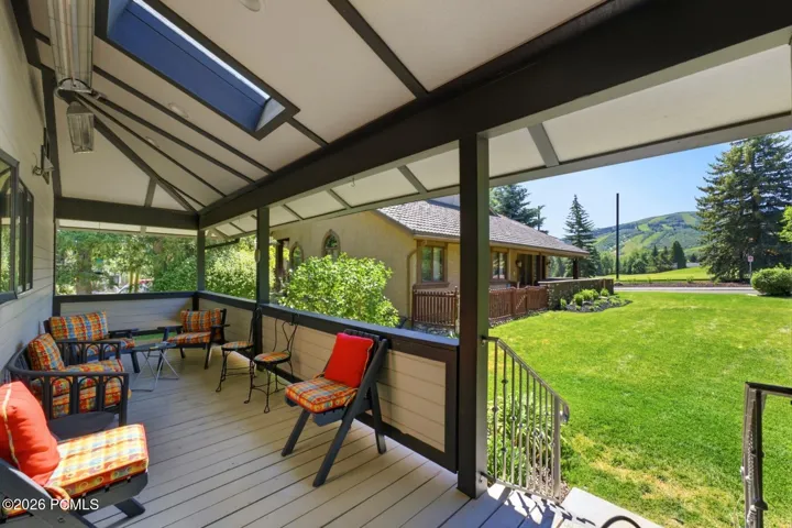 HEATED COVERED DECK