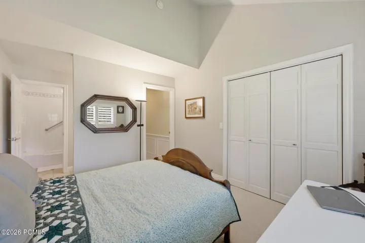 UPPER LEVEL BEDROOM