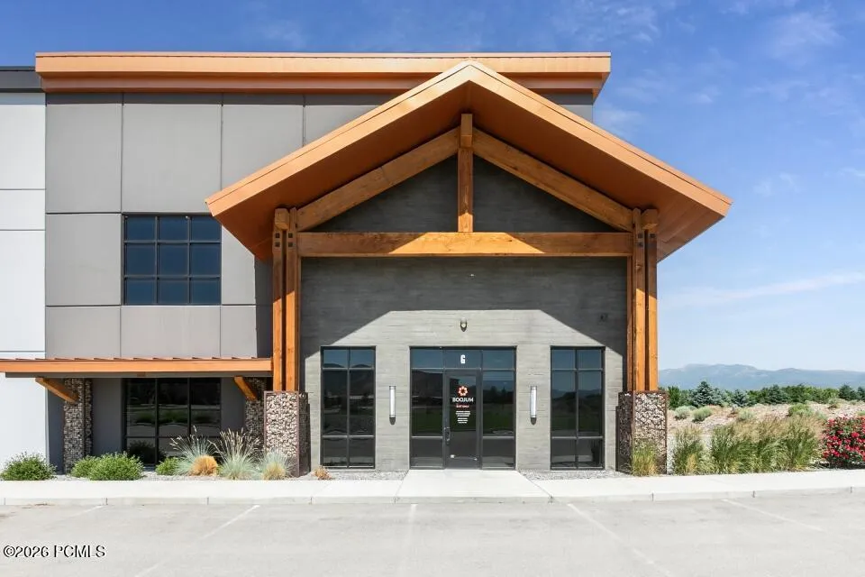Commercial Lease