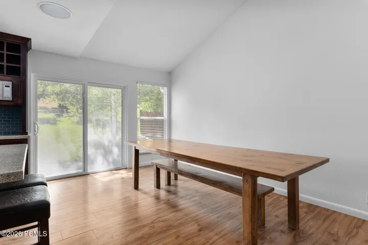 Kitchen/Dining area