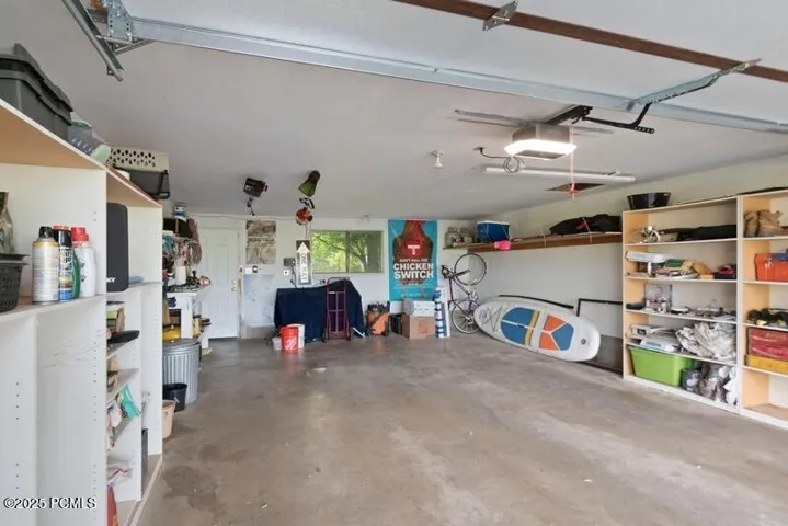 Massive oversized Garage!