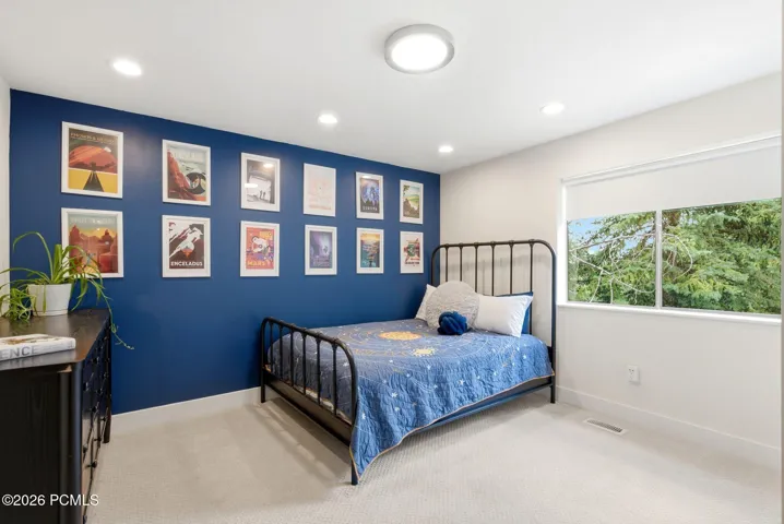 Spacious bedroom